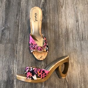 Qupid Jasmine Open Toe Cut Out Heel Sandal